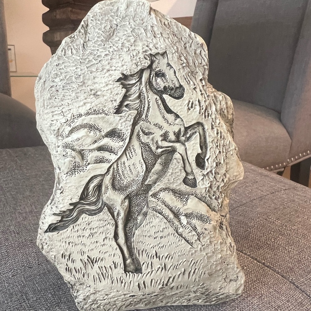 Horse Rock look resin figurine Rare